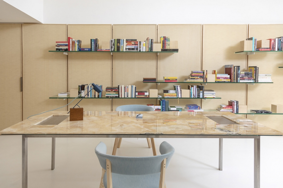 <b>典雅书店装修</b>